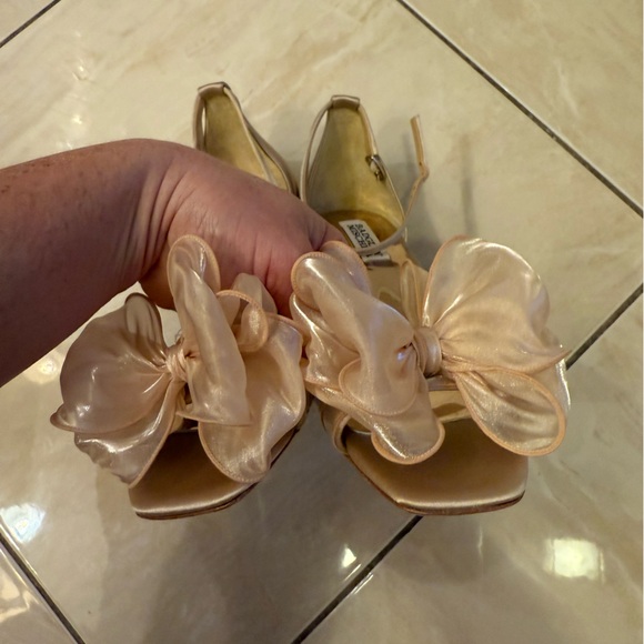 Badgley Mischka Nelly bowed kitten heels size 8 pink - Picture 5 of 5